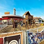 Road House Hotel 3*