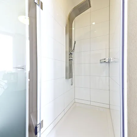 Road House Отель