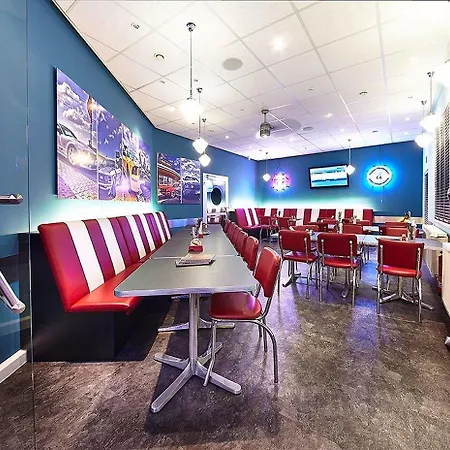 Ξενοδοχείο Road House