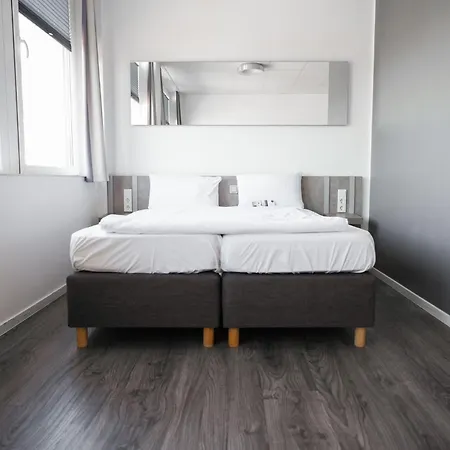 Otel Road House