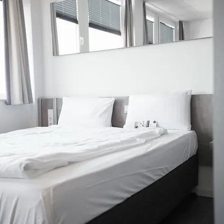Otel Road House Paderborn