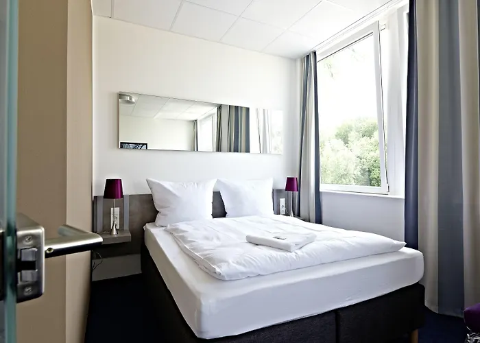 Ξενοδοχείο Road House Πάντερμπορν