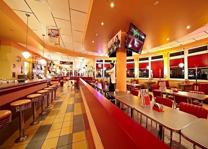 Ξενοδοχείο Road House 3*