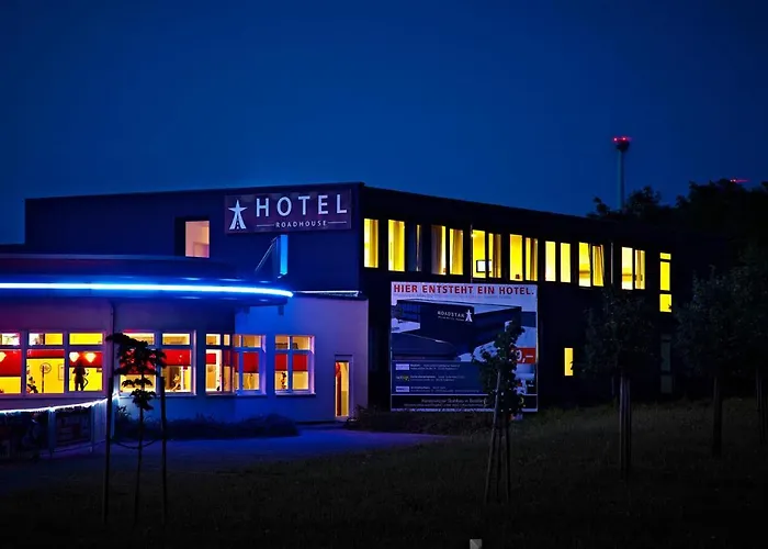 Road House 3* Πάντερμπορν